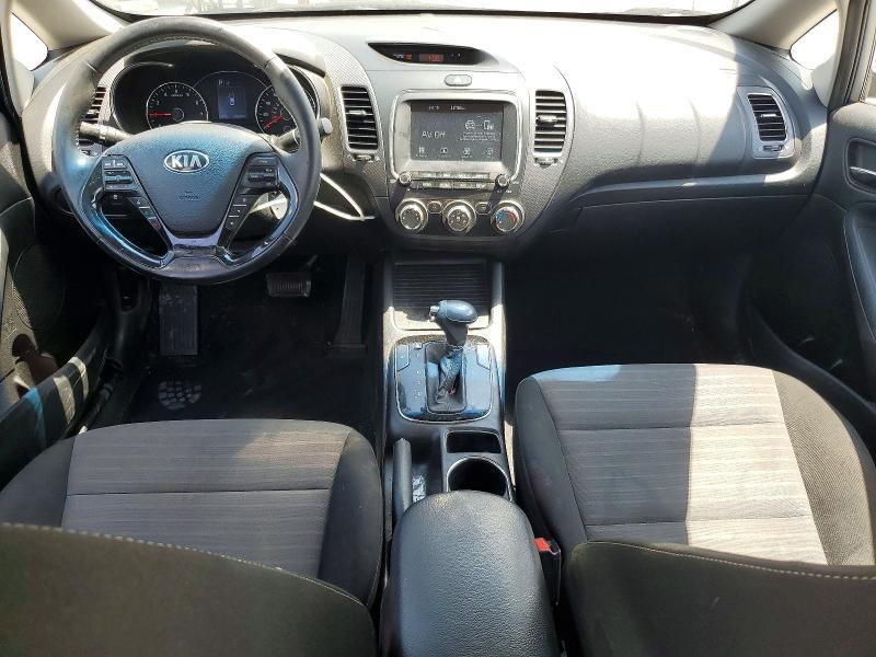 2018 KIA FORTE S — Фото 8 из 12