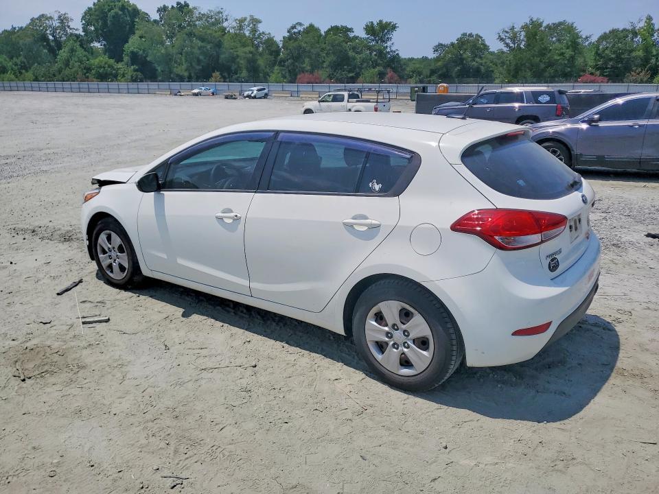 2018 KIA FORTE5 LX — Фото 2 из 12