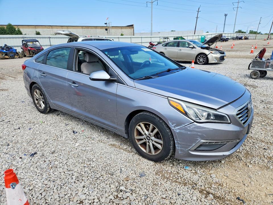 5NPE24AF7FH144084 2015 HYUNDAI SONATA photo no. 4