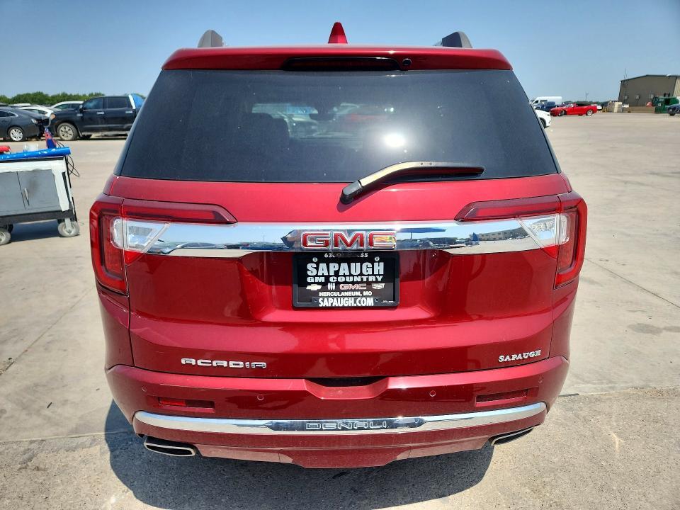 2023 GMC ACADIA DENALI — Фото 6 из 13