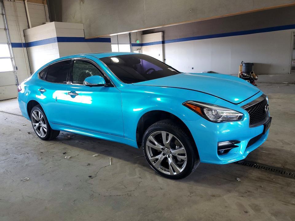 JN1BY1AP1FM541260 2015 INFINITI Q70 photo no. 4