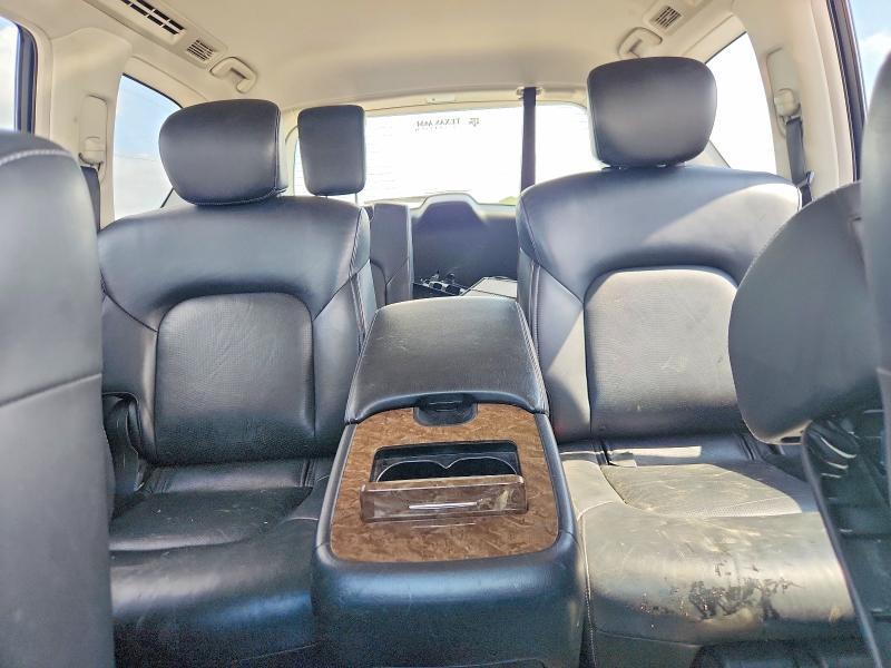 2015 INFINITI QX80 BASE — Фото 10 из 14