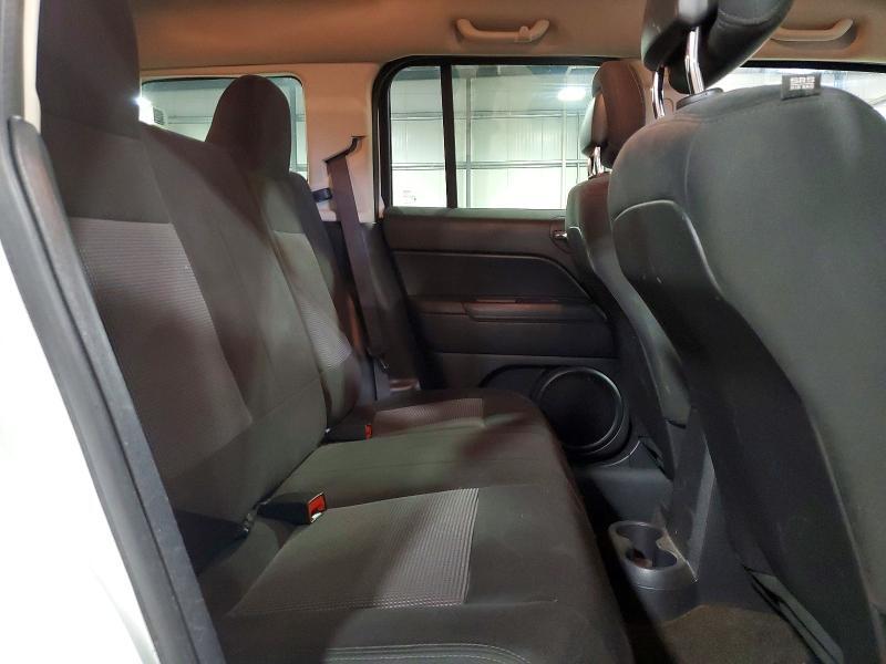 2015 JEEP PATRIOT SPORT — Фото 11 из 13