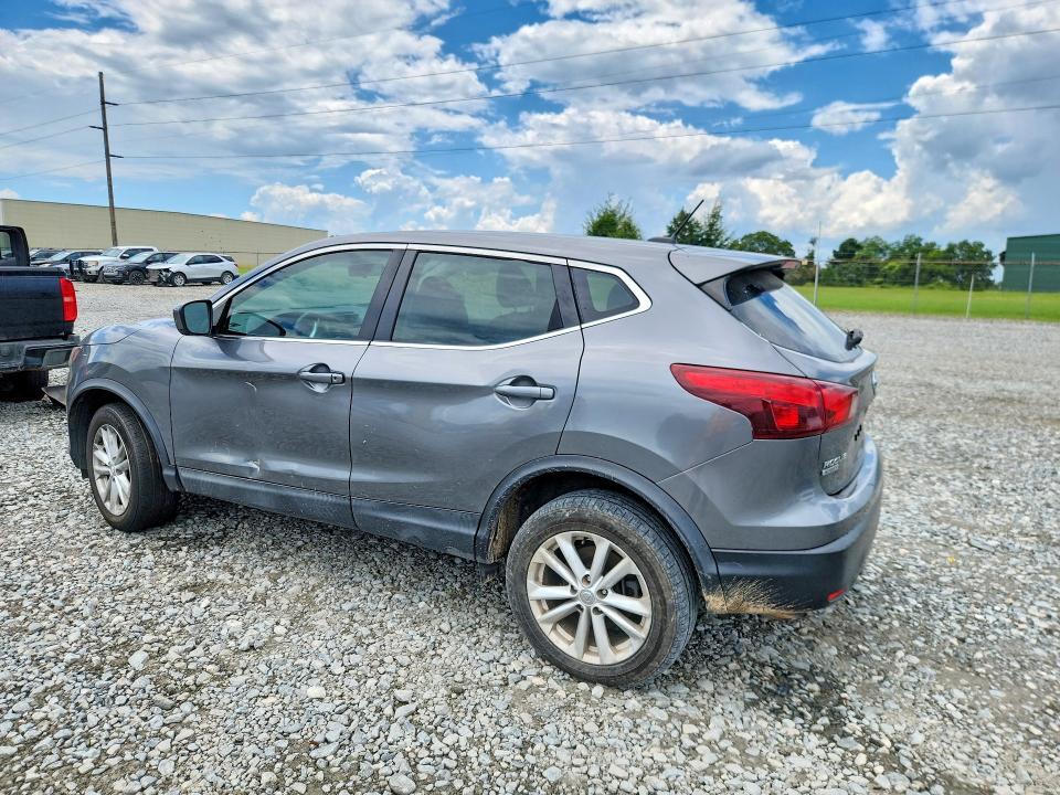 2018 NISSAN ROGUE SPORT S — Фото 2 из 13