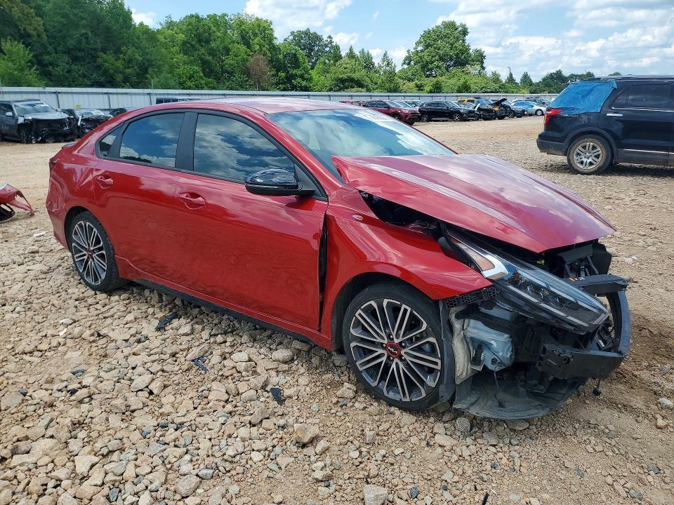 2023 KIA FORTE GT — Фото 4 из 13