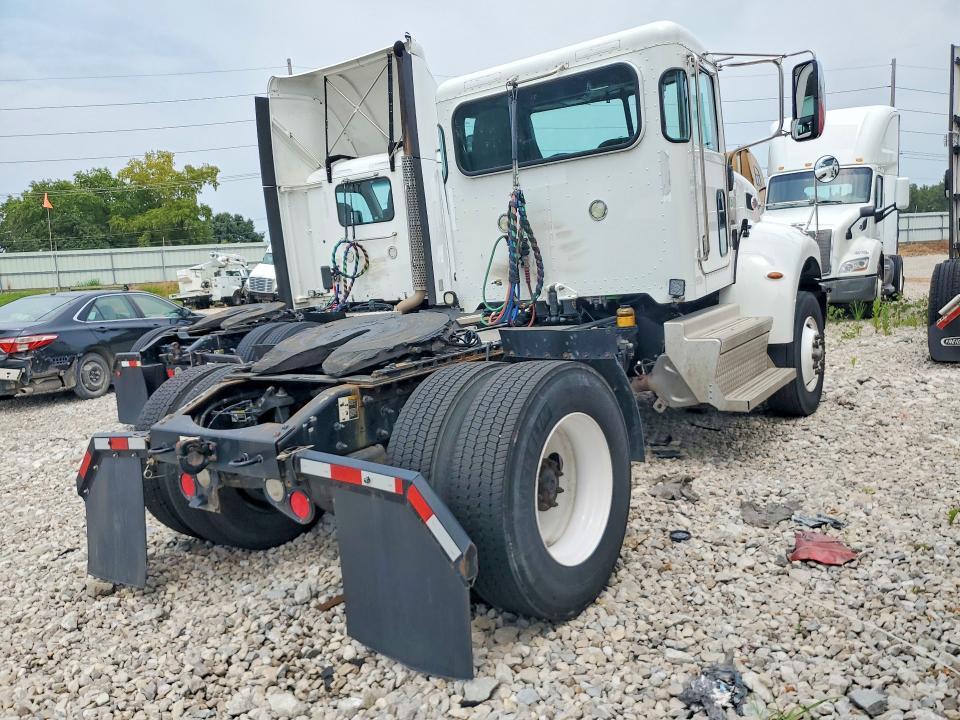 2018 PETERBILT 348 SEMI TRUCK — Фото 3 из 13