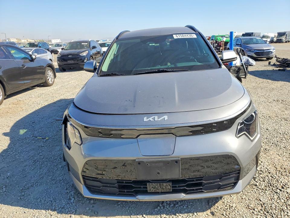 KNDCR3L11P5028783 2023 KIA NIRO photo no. 5