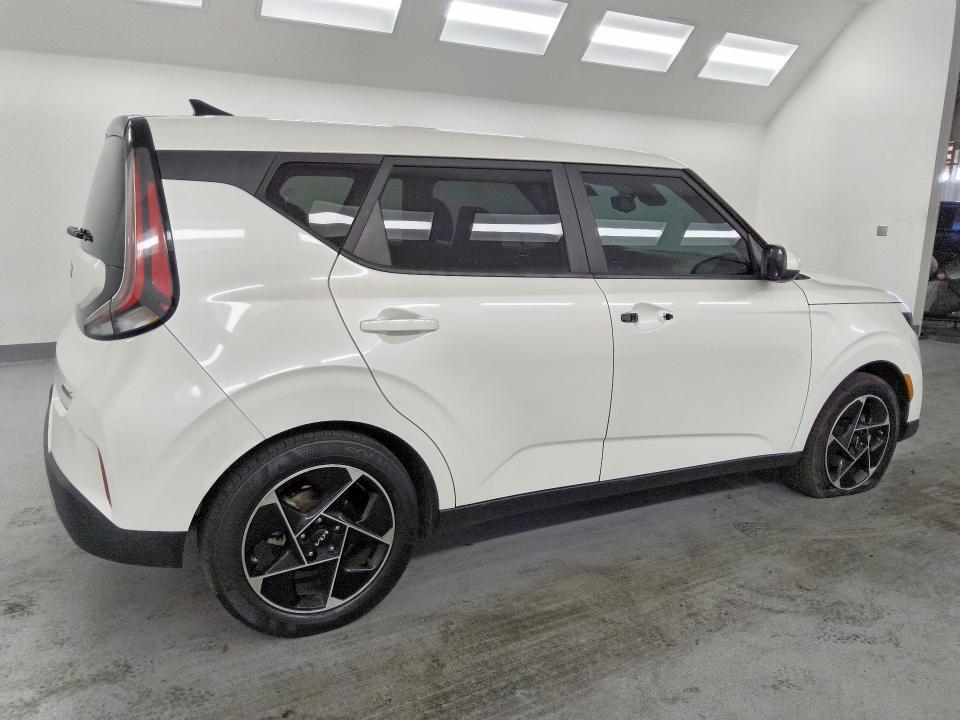 2023 KIA SOUL EX — Фото 3 из 13