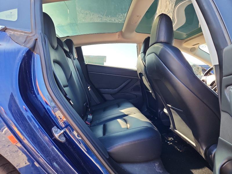 2018 TESLA MODEL 3 — Фото 10 из 12