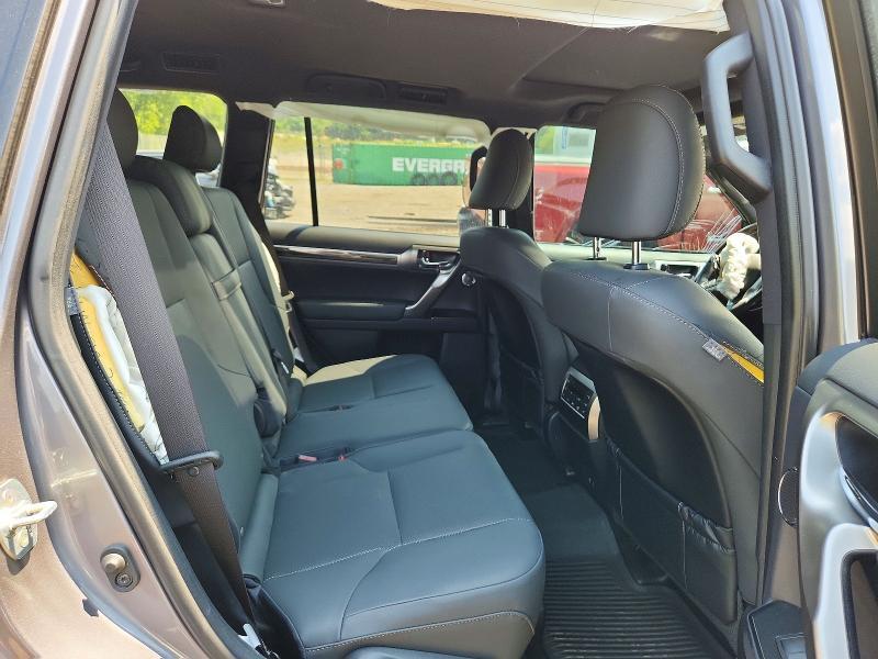 2023 LEXUS GX 460 — Фото 11 из 13