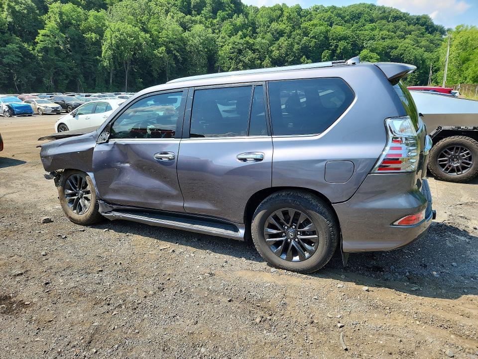 2023 LEXUS GX 460 — Фото 2 из 13