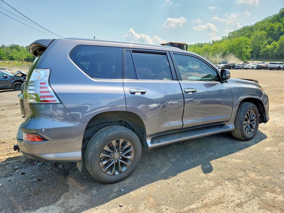 2023 LEXUS GX 460 — Фото 3 из 13