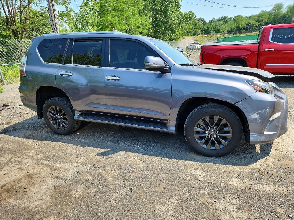 2023 LEXUS GX 460 — Фото 4 из 13