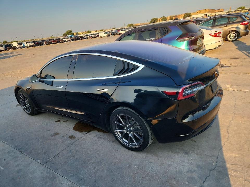 2018 TESLA MODEL 3 — Фото 2 из 12