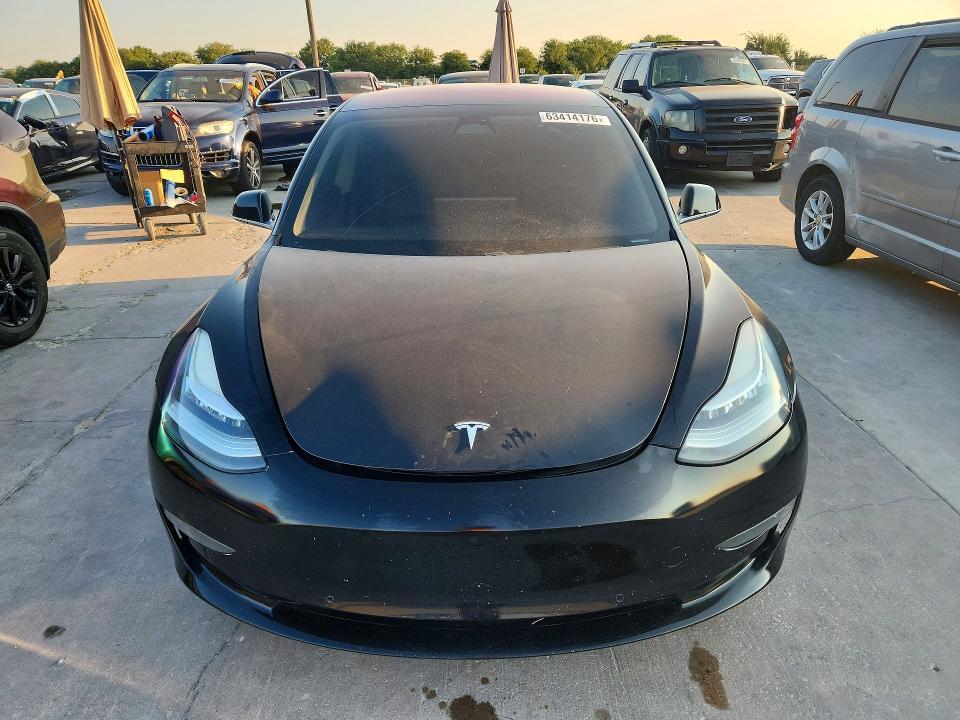 2018 TESLA MODEL 3 — Фото 5 из 12