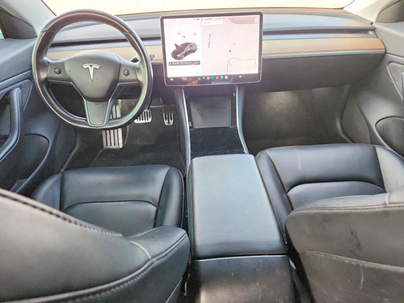 2018 TESLA MODEL 3 — Фото 8 из 12