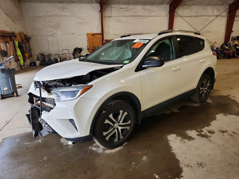 2018 TOYOTA RAV4 LE