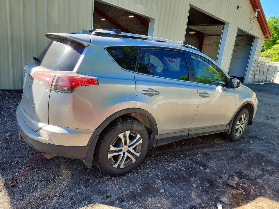 2018 TOYOTA RAV4 LE — Фото 3 из 13
