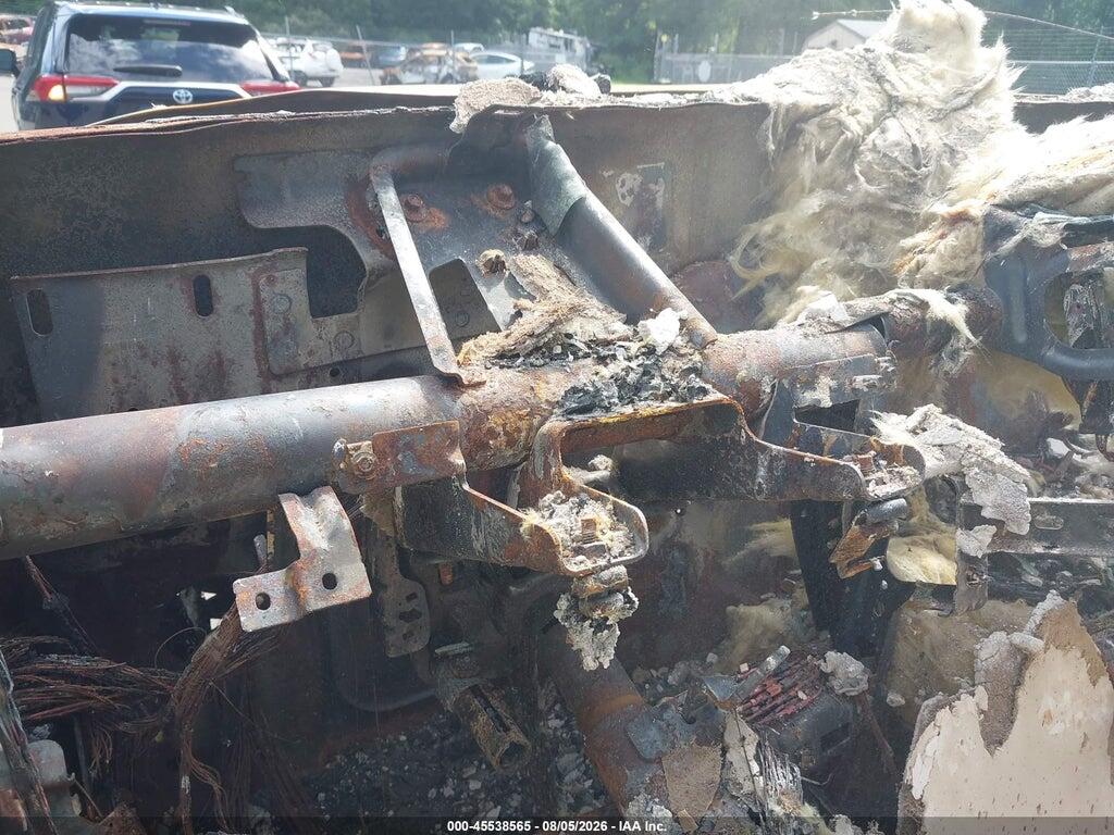 1FT8W3BT6BEC83746 2011 FORD SUPER DUTY F-350 SRW photo no. 6