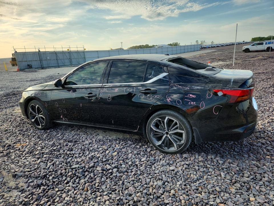 2023 NISSAN ALTIMA SR — Фото 2 из 12