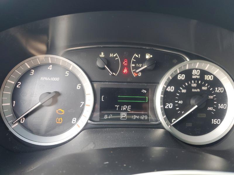 2015 NISSAN SENTRA SV — Фото 9 из 12