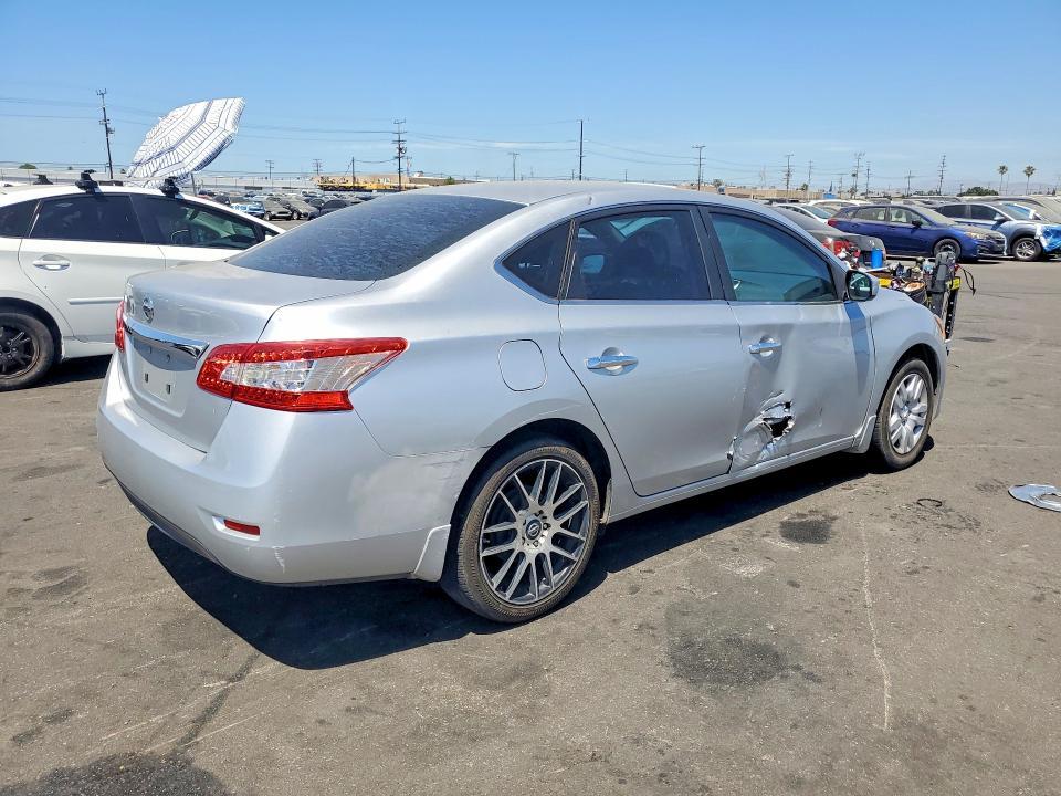 2015 NISSAN SENTRA S — Фото 3 из 12