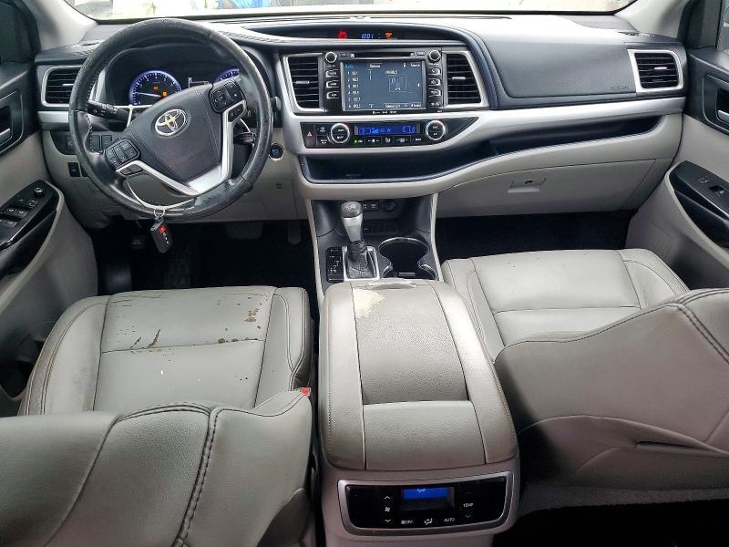 2018 TOYOTA HIGHLANDER XLE — Фото 8 из 13