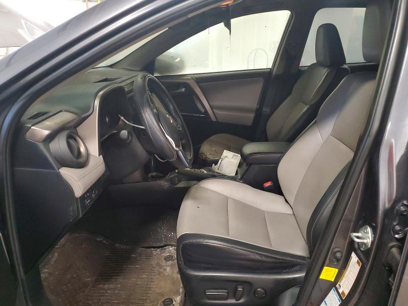 JTMDFREV3JJ258100 2018 TOYOTA RAV4 photo no. 7