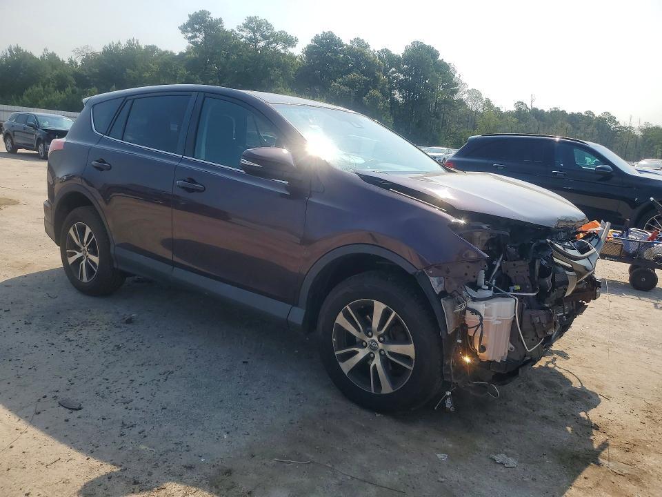 2018 TOYOTA RAV4 XLE — Фото 4 из 14