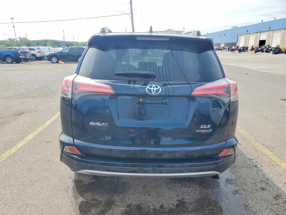 2018 TOYOTA RAV4 HYBRID XLE — Фото 6 из 13