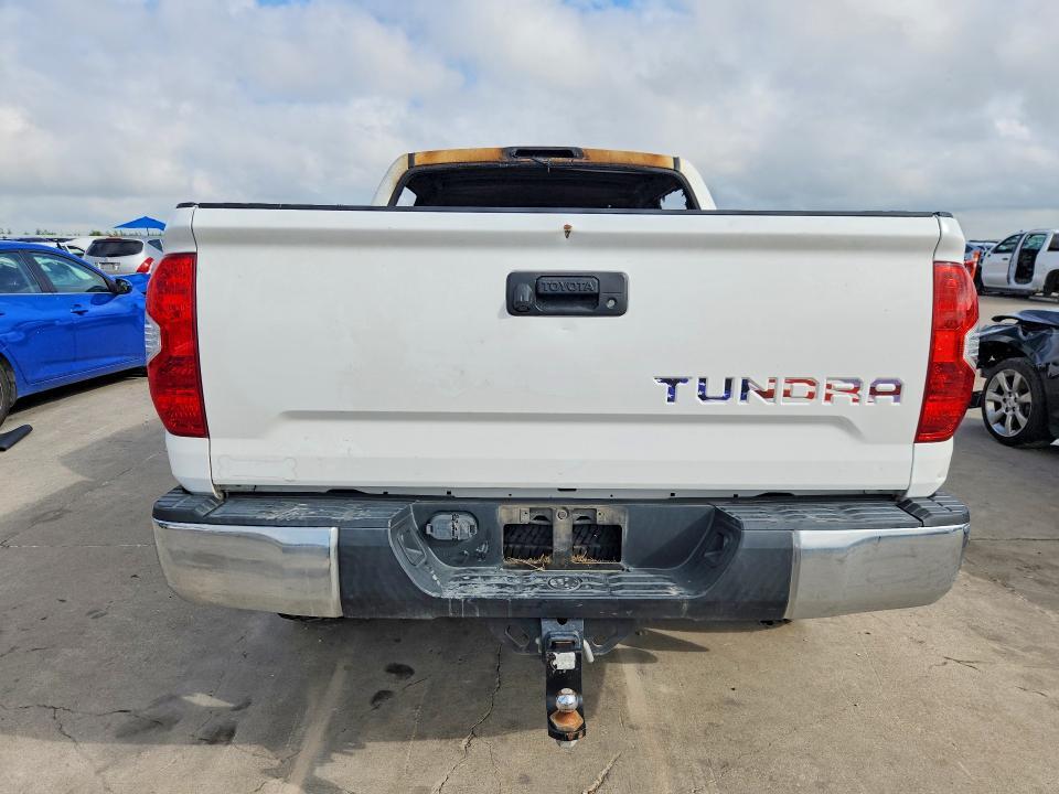 2018 TOYOTA TUNDRA CREWMAX SR5 — Фото 6 из 11