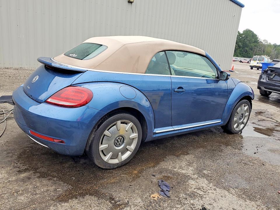2018 VOLKSWAGEN BEETLE S — Фото 3 из 13