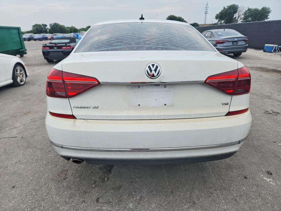 2018 VOLKSWAGEN PASSAT SE — Фото 6 из 12