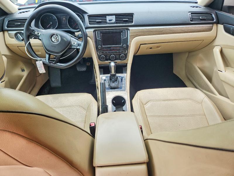 2018 VOLKSWAGEN PASSAT SE — Фото 8 из 12