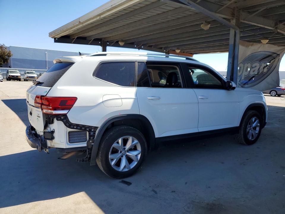 1V2KR2CA6JC565009 2018 VOLKSWAGEN ATLAS photo no. 3