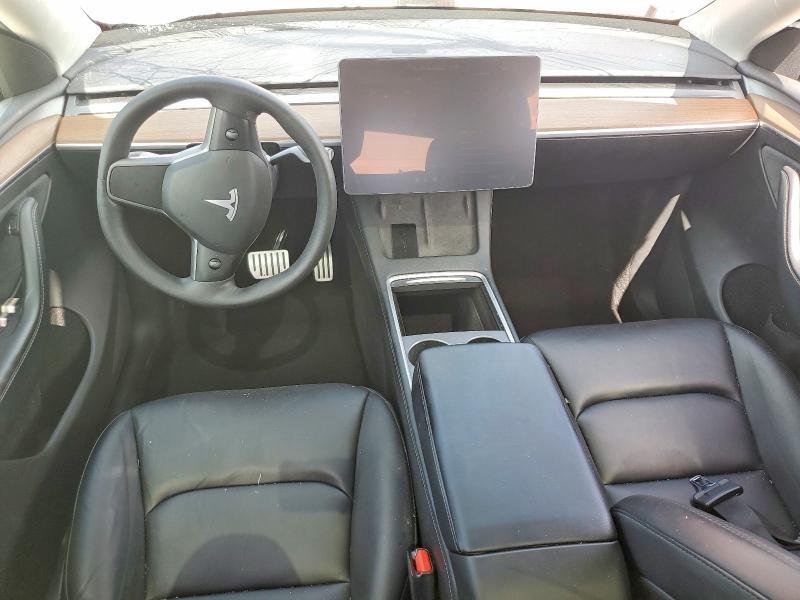 2023 TESLA MODEL Y — Фото 8 из 12