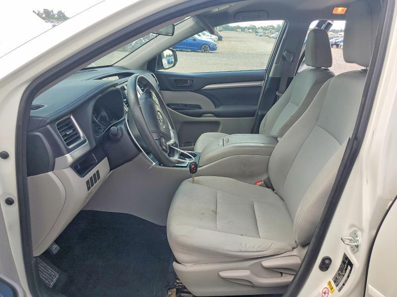 2015 TOYOTA HIGHLANDER LE — Фото 7 из 13