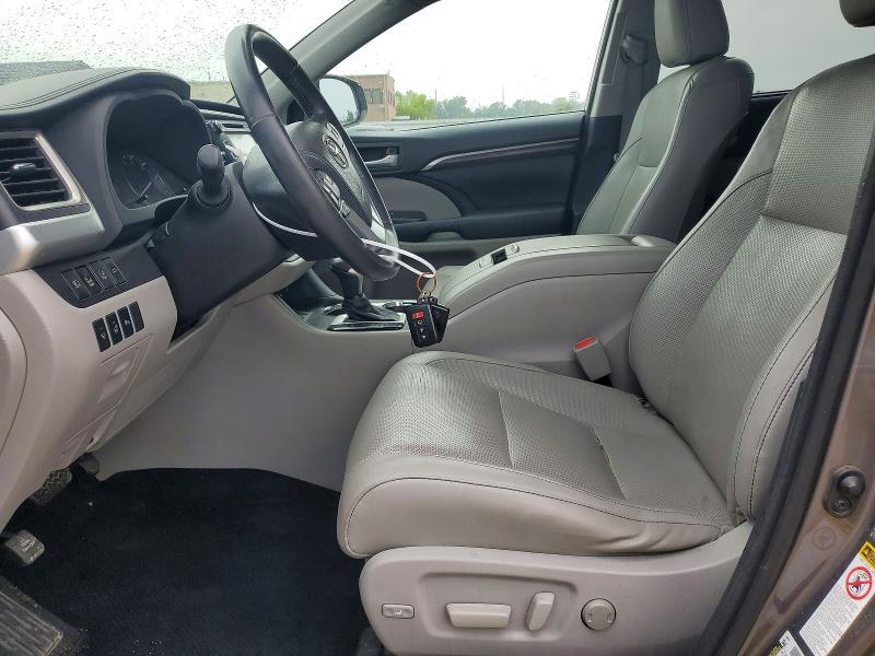 2015 TOYOTA HIGHLANDER LIMITED PLATINUM — Фото 7 из 13