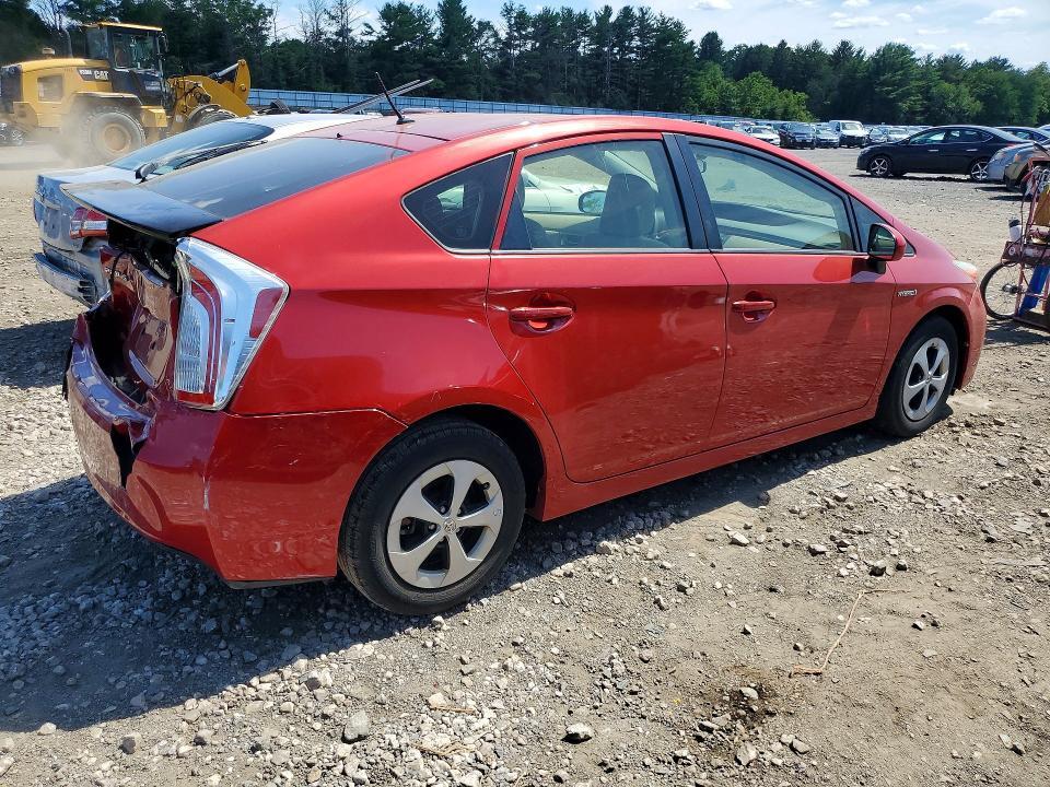 2015 TOYOTA PRIUS TWO — Фото 3 из 12