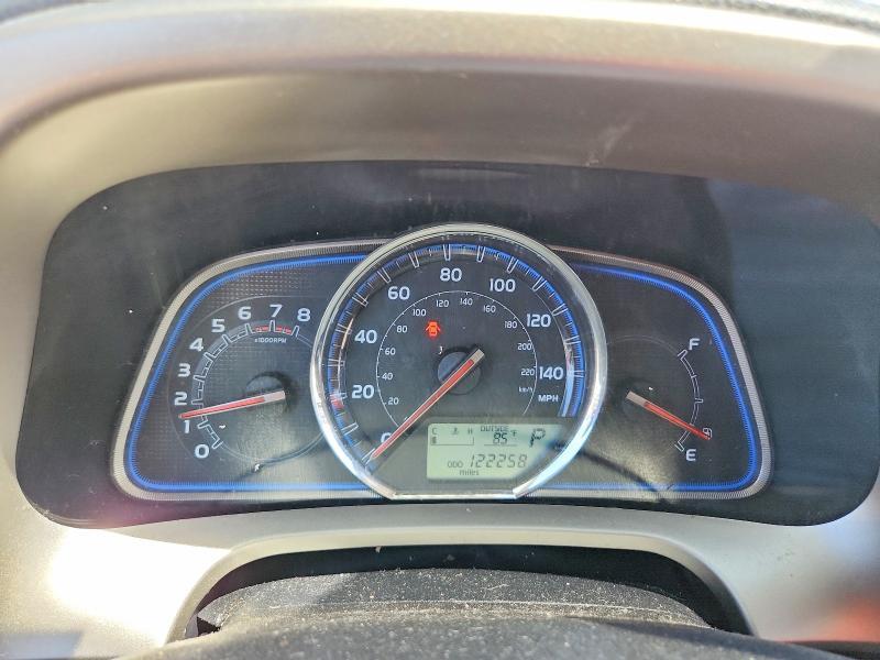 2015 TOYOTA RAV4 LIMITED — Фото 9 из 14