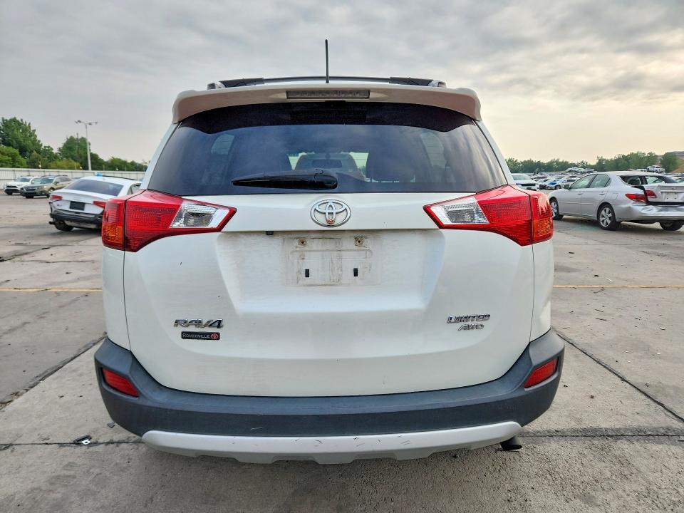 2015 TOYOTA RAV4 LIMITED — Фото 6 из 13