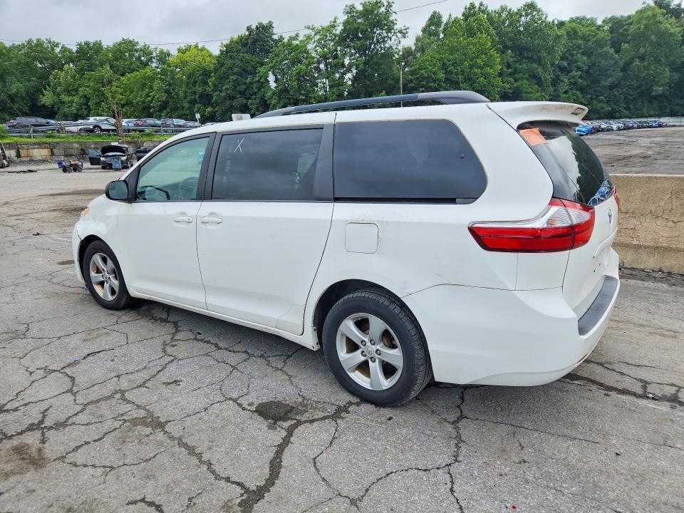 5TDKK3DC4FS539039 2015 TOYOTA SIENNA photo no. 2