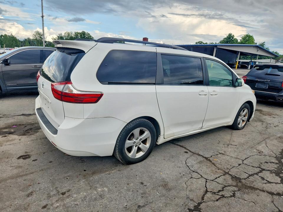 5TDKK3DC4FS539039 2015 TOYOTA SIENNA photo no. 3