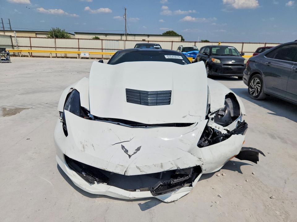 2019 CHEVROLET CORVETTE STINGRAY Z51 1LT — Фото 5 из 13