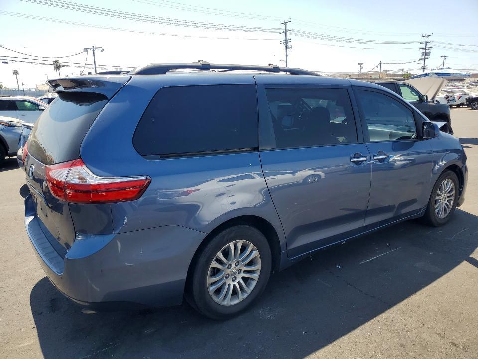 2015 TOYOTA SIENNA XLE 8-PASSENGER — Фото 3 из 13