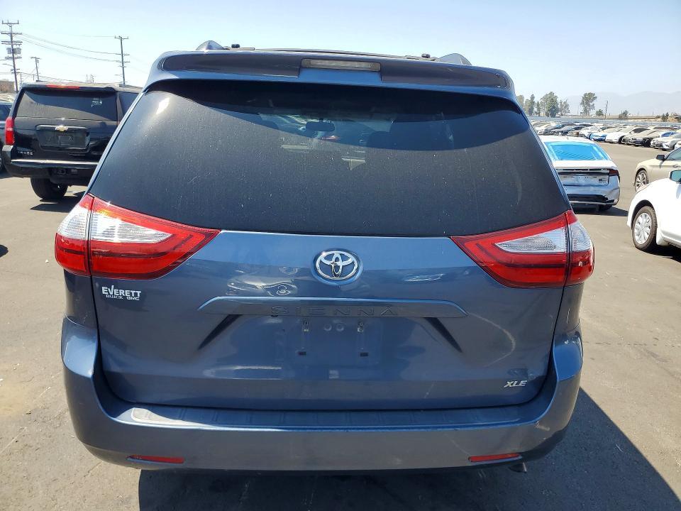 2015 TOYOTA SIENNA XLE 8-PASSENGER — Фото 6 из 13