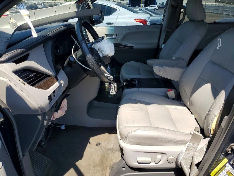 2015 TOYOTA SIENNA XLE 8-PASSENGER — Фото 7 из 13