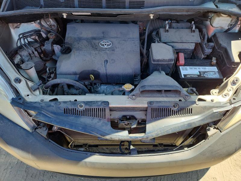 2015 TOYOTA SIENNA L 7-PASSENGER — Фото 12 из 14