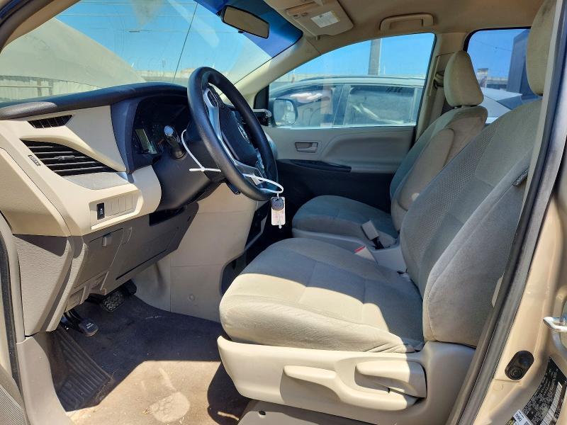 2015 TOYOTA SIENNA L 7-PASSENGER — Фото 7 из 14