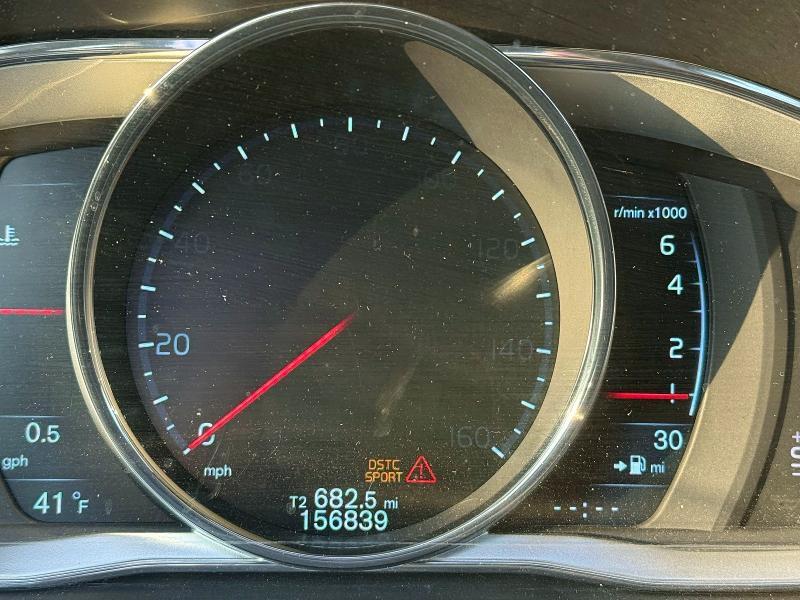 2015 VOLVO S60 PREMIER — Фото 8 из 10